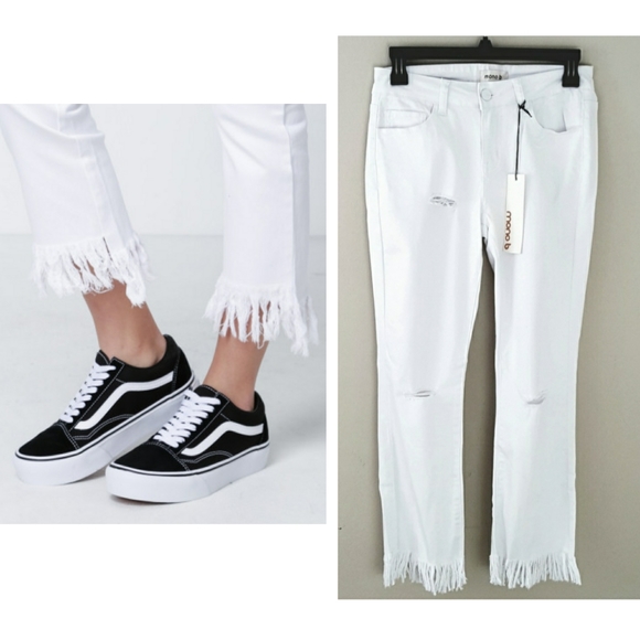 Mono B Denim - Mono B White Distressed Fray Hem Cropped Jeans